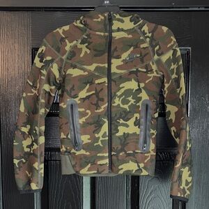 Nike Tech Green Brown Camo Zip Up Hoodie XS